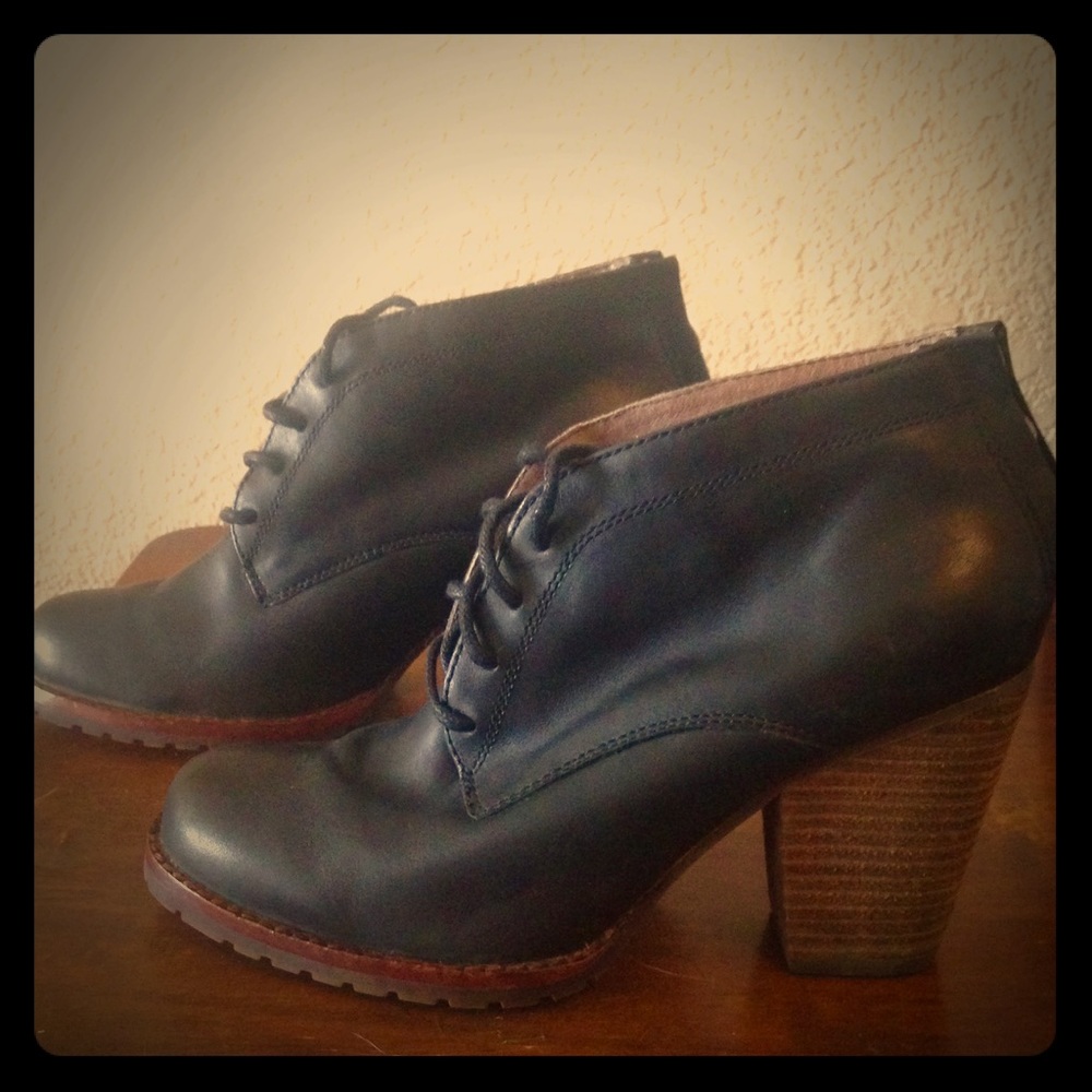 Eastland Leather Heeled Boots